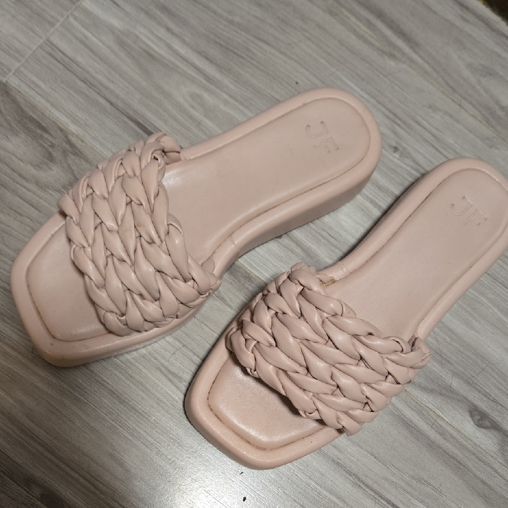 Women's Pink Braided Slide Sandals